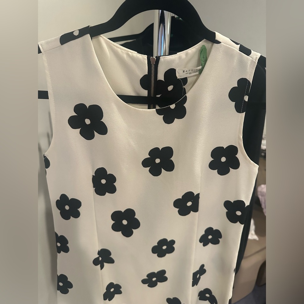 Floral Patterned Mini Dress - Picture 4 of 6